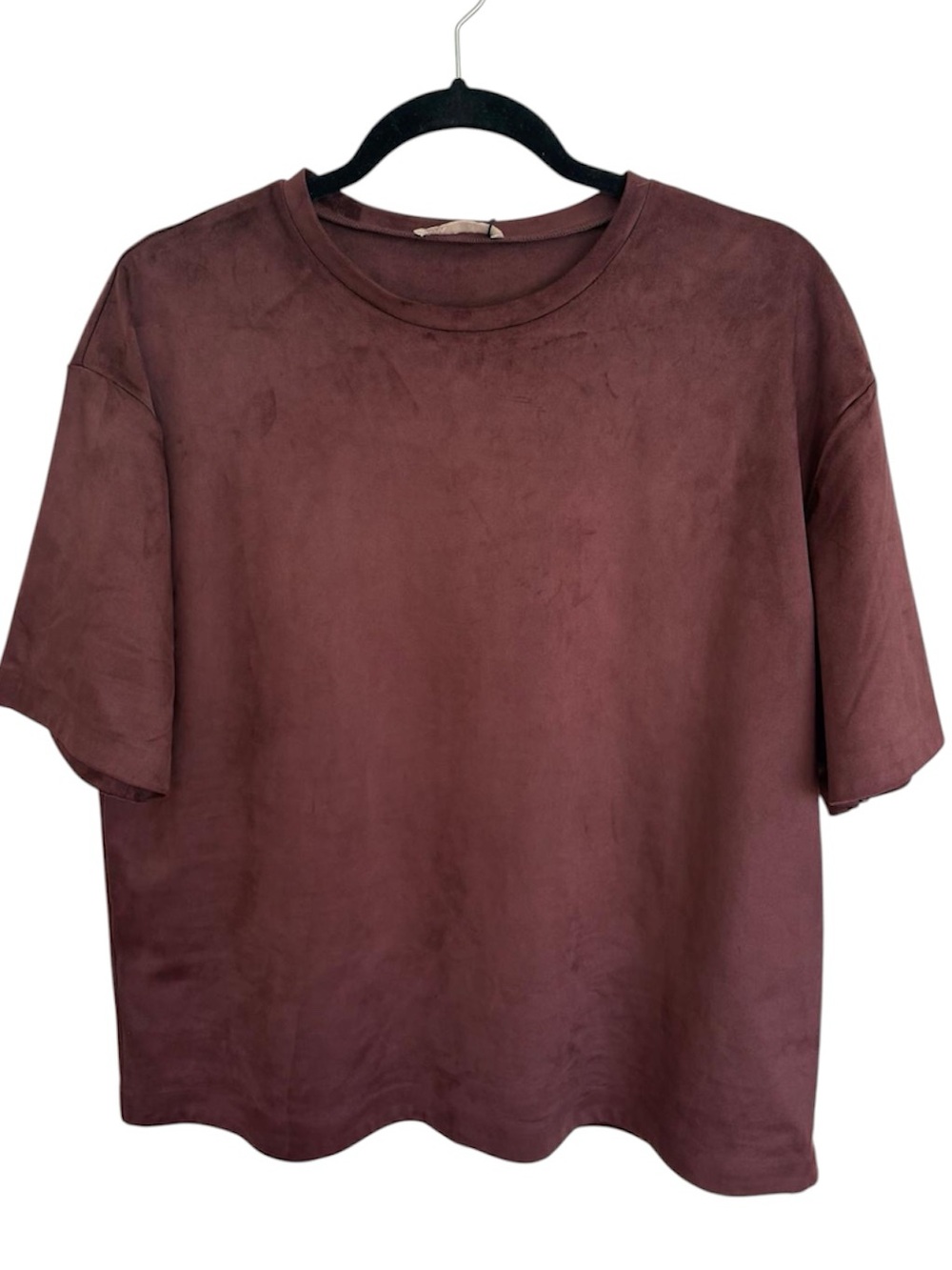 NWT Zara Faux Suede T-shirt in a deep burgundy/maroon shade. M